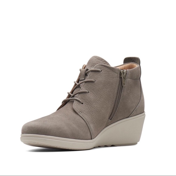 un tallara eva clarks